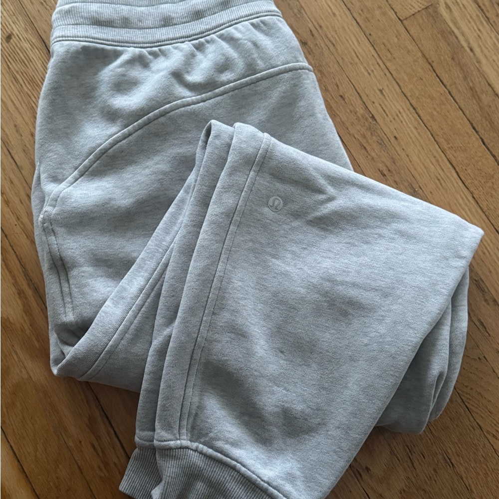 Lululemon Athletica Gray Scruba Pants - Size 12